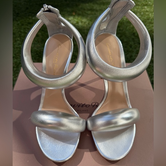 Gianvito Rossi Bijoux Silver Metallic Napa Leather Ankle Strap Heels Shoes 37.5 - Picture 4 of 12